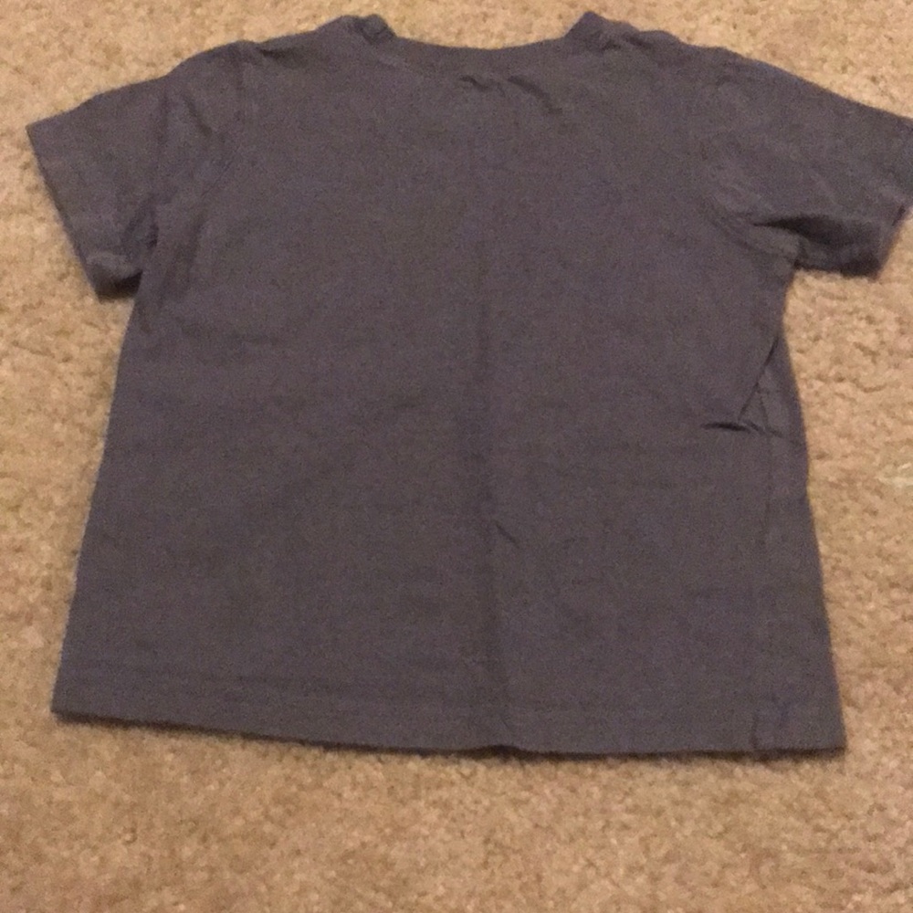 🛑🛑Carters Top🛑🛑 - Picture 2 of 2